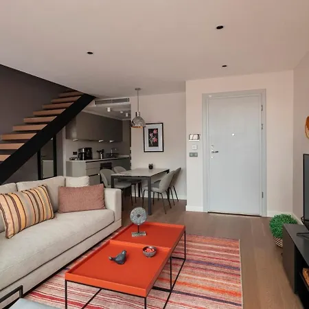 Stunning Bright 1bed15bath Duplex Penthouse! #71 *